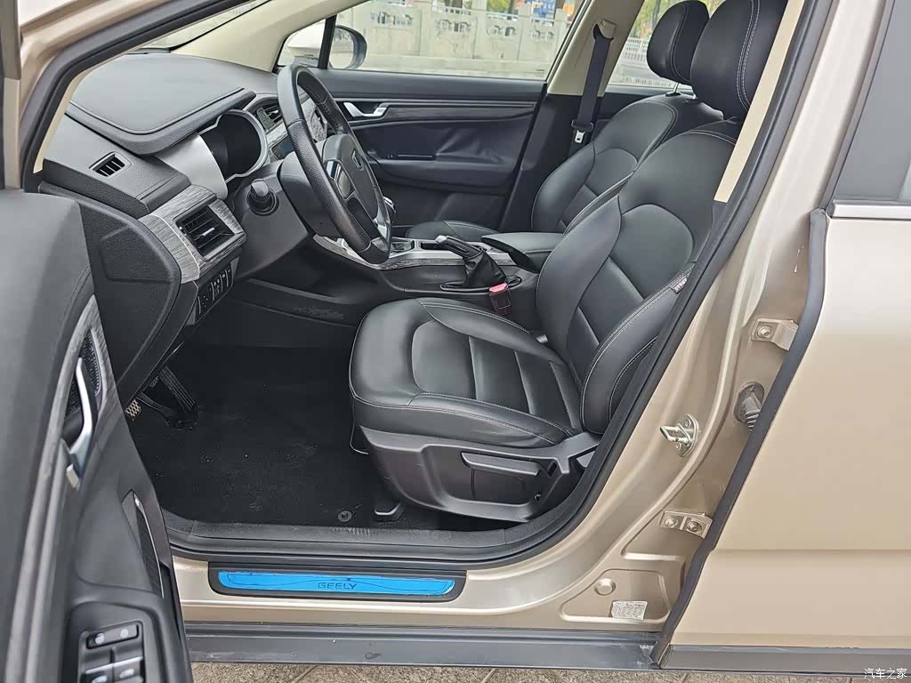 Geely Emgrand, 2019 16
