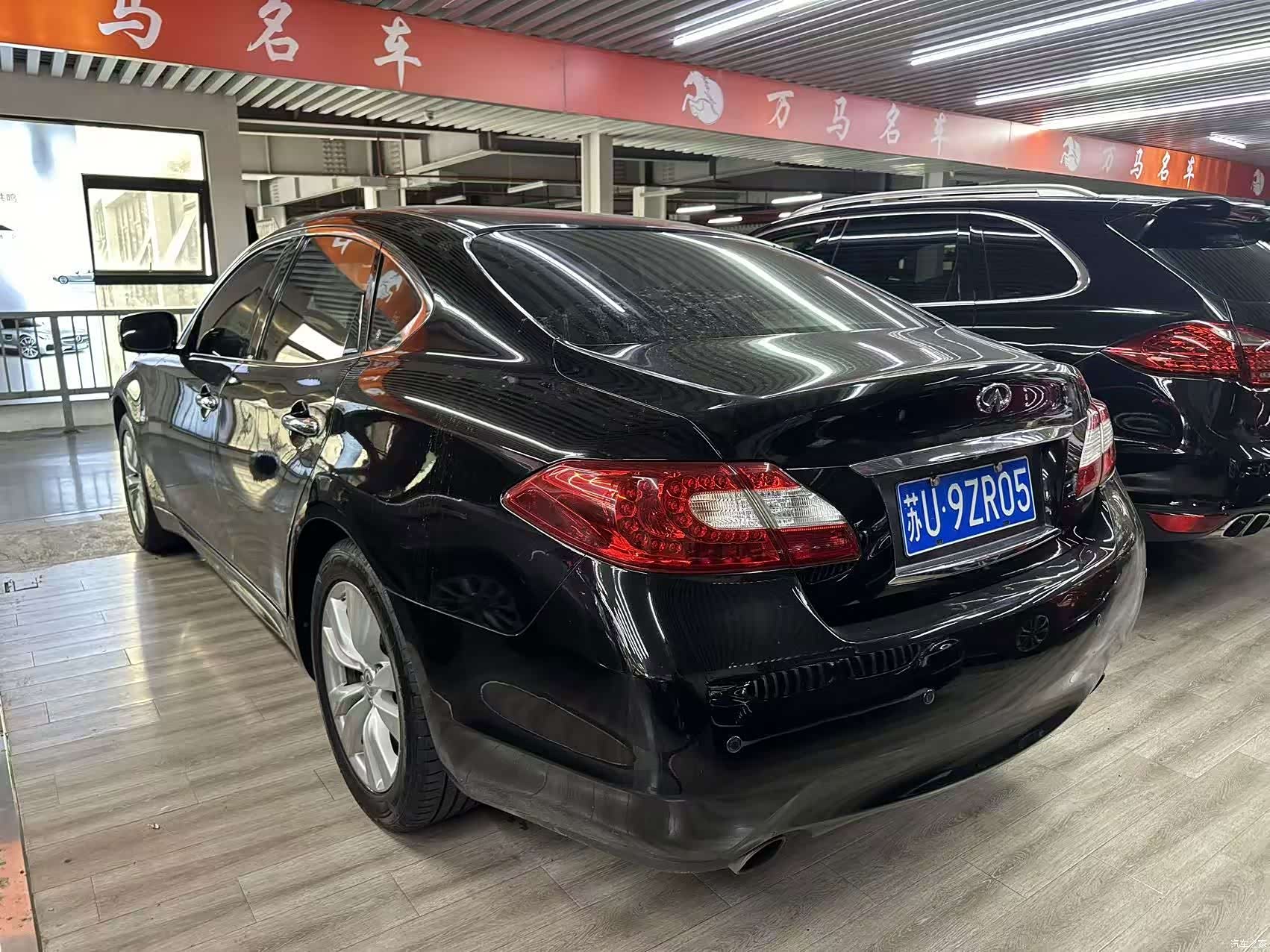 Infiniti Q70, 2012 все фото