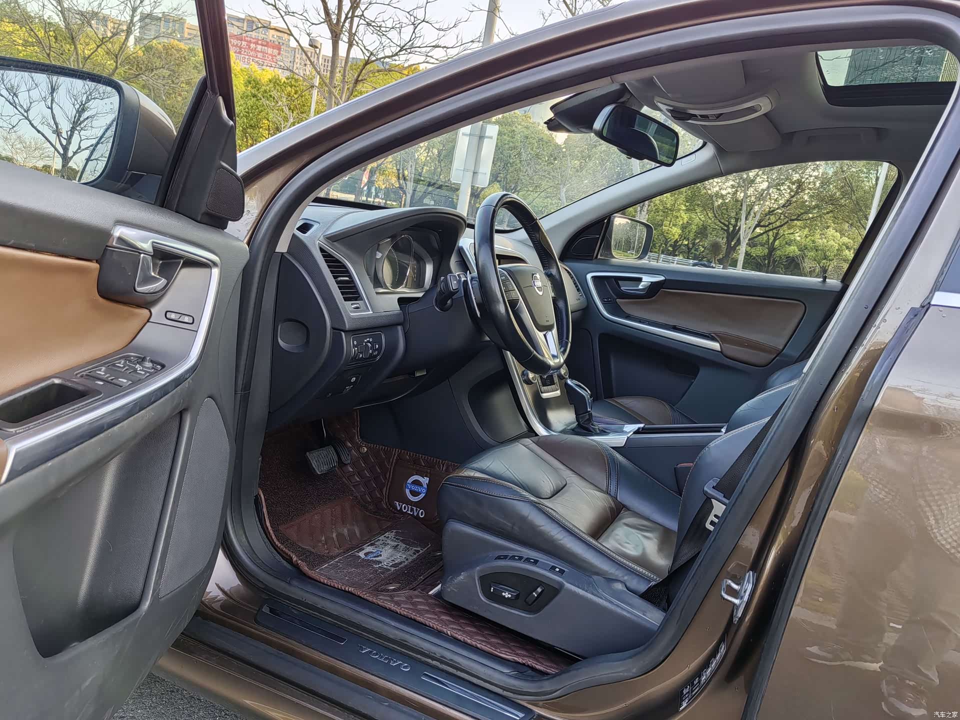 Volvo XC60, 2014 13