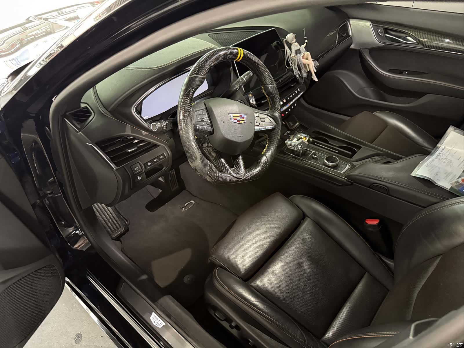 Cadillac CT5, 2021 все фото