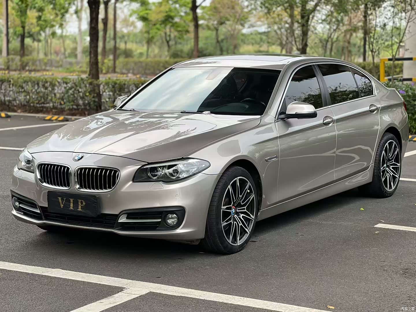 BMW 5 Series, 2016 1