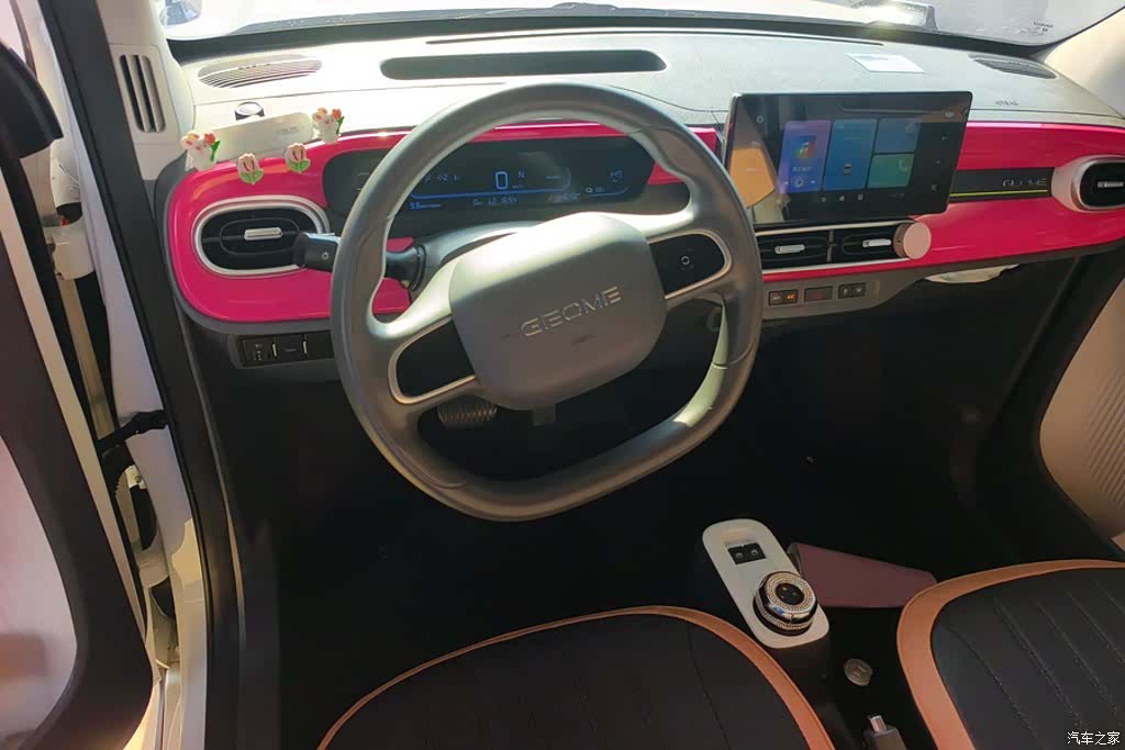 Geely Panda, 2025 12