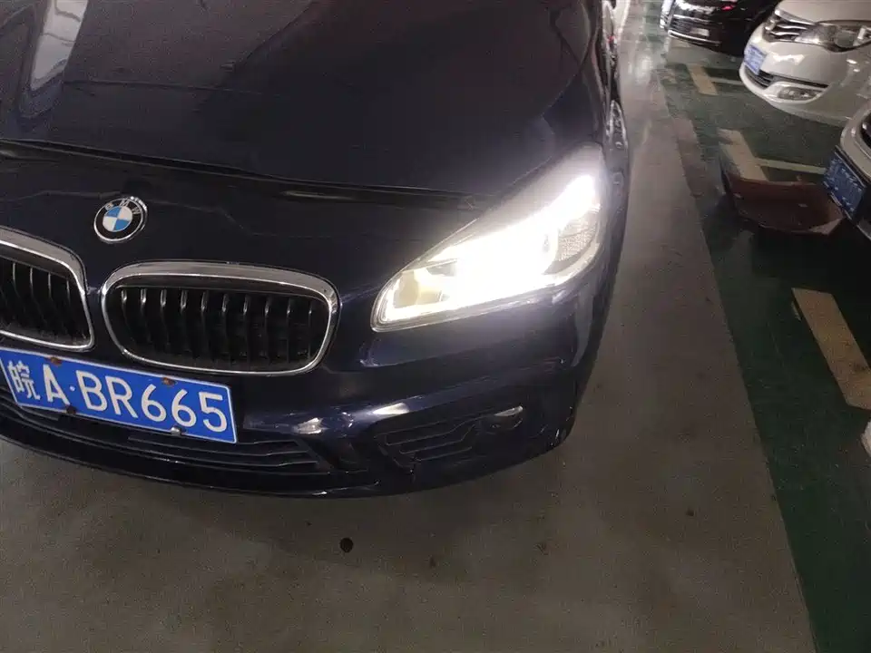 BMW 2 series station wagon