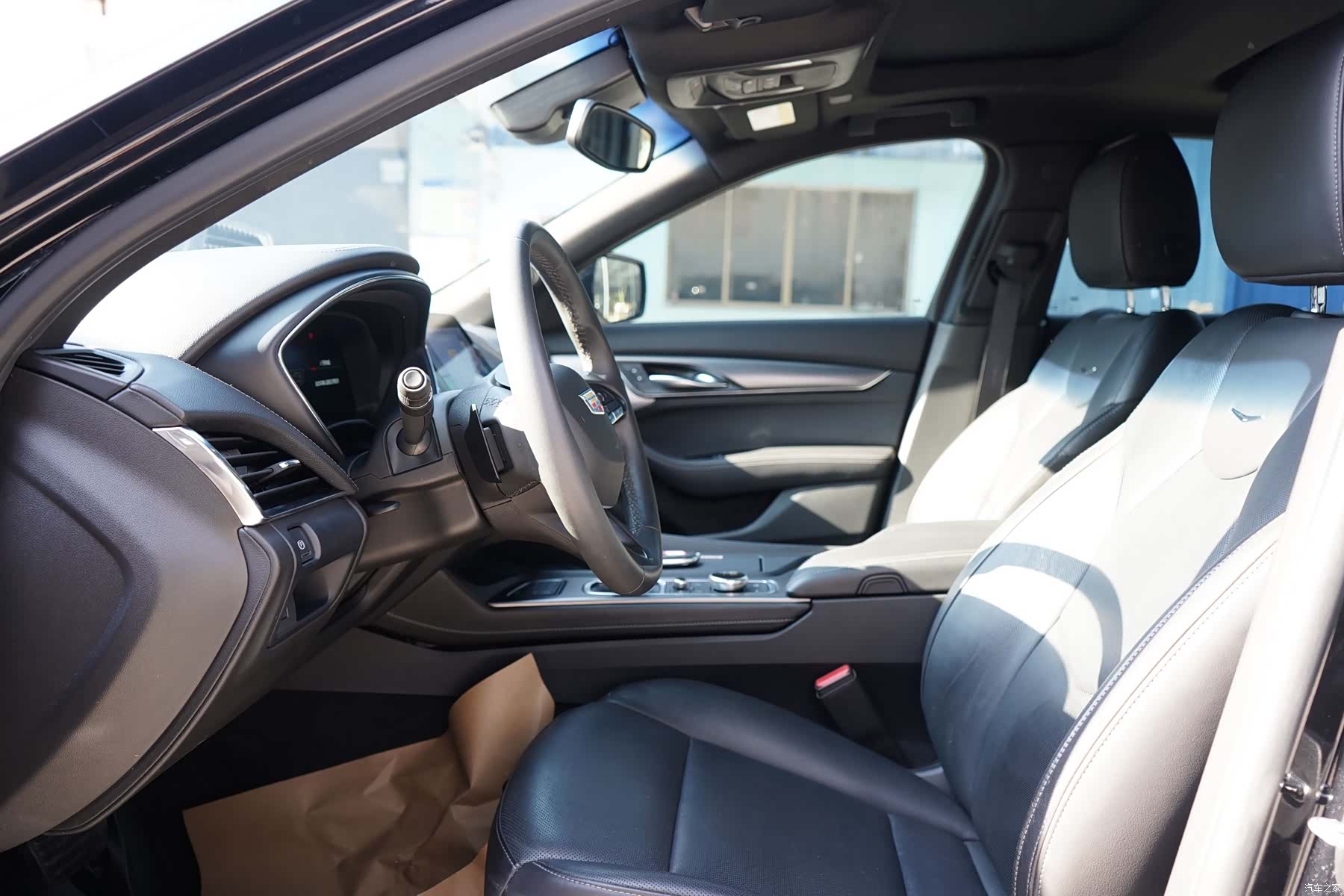 Cadillac CT5, 2024 4