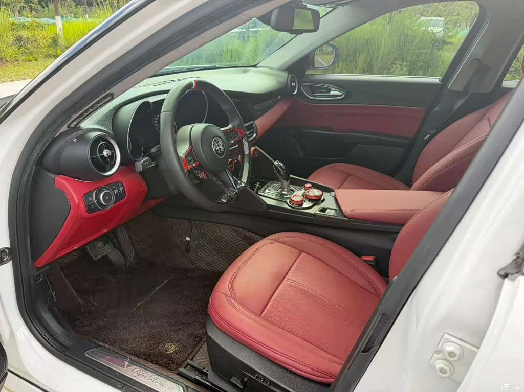 Alfa Romeo Giulia, 2017 6