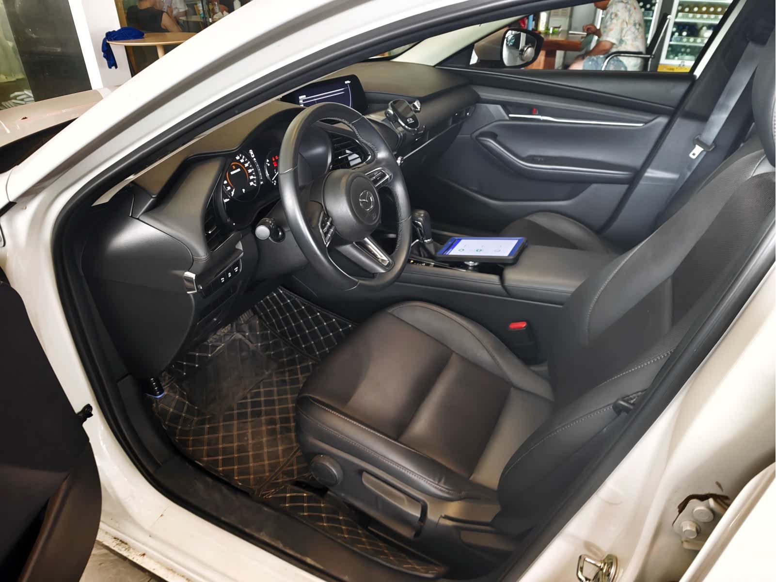 Mazda Mazda3, 2022 2
