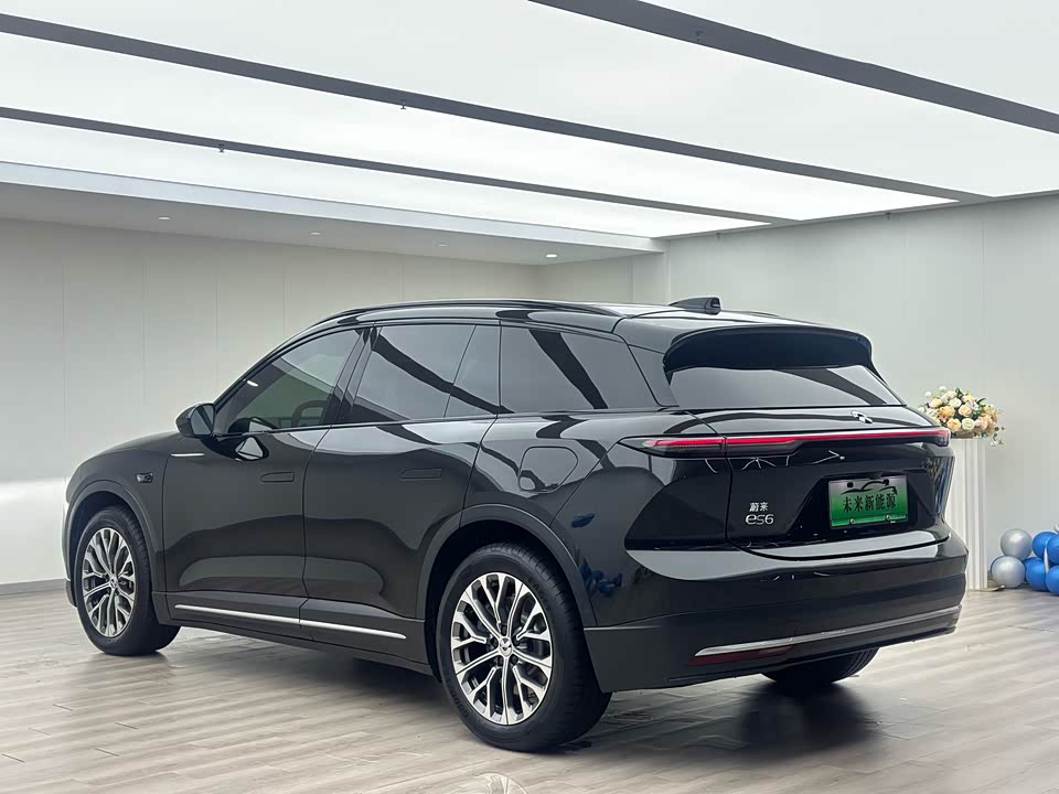 NIO ES6