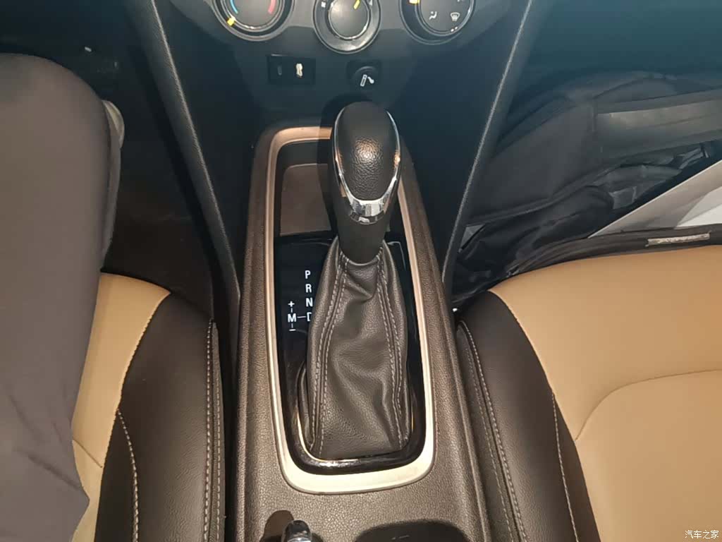Chevrolet 320, 2022 14