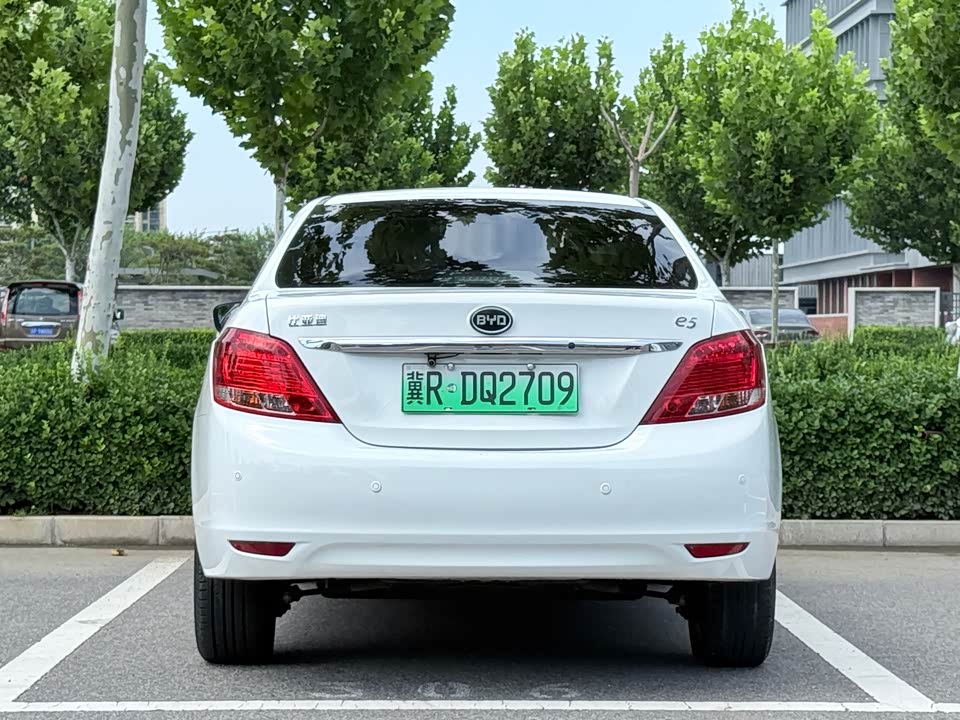 BYD e5 BYD e5