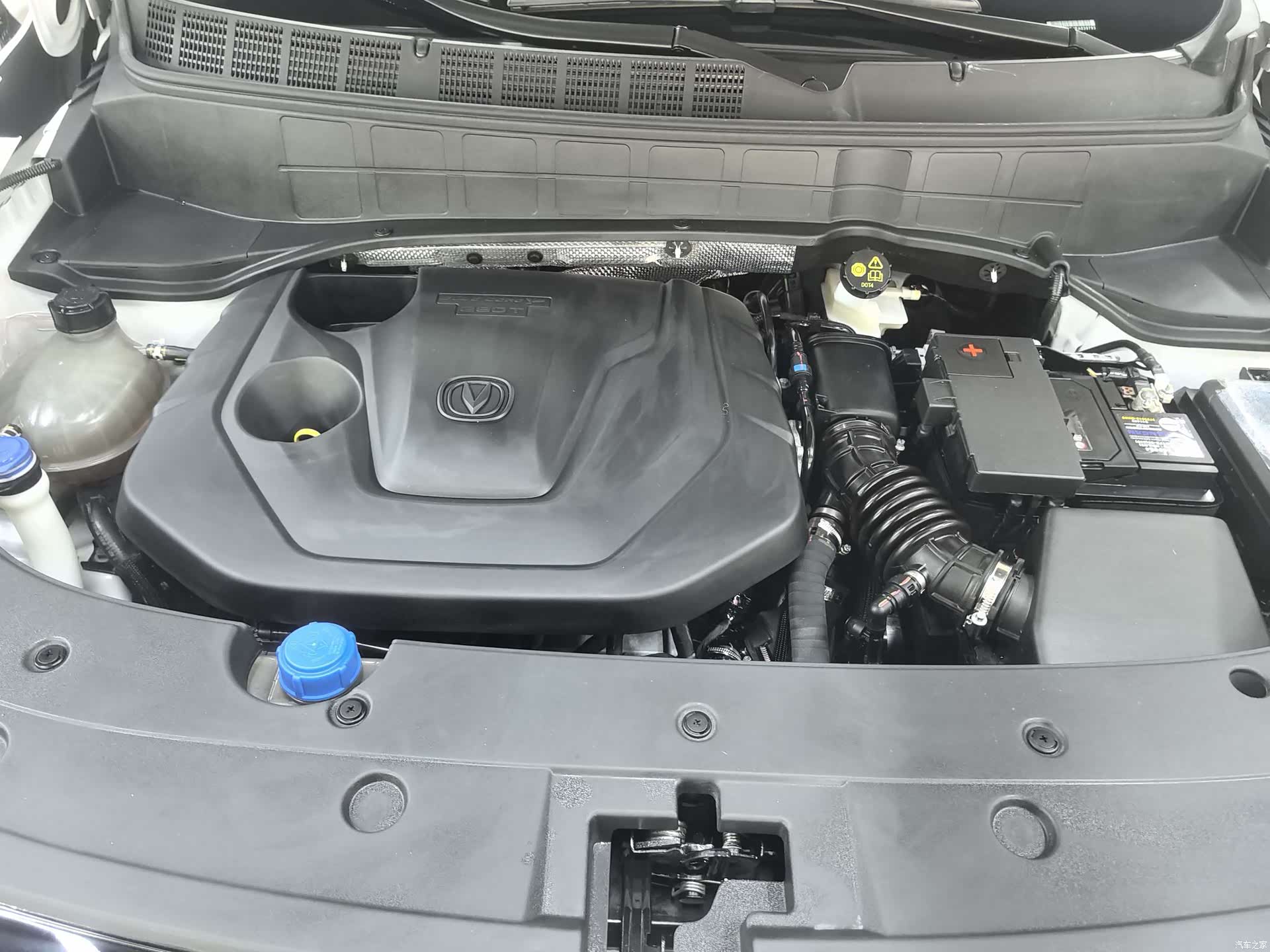 Changan CS35, 2024 14
