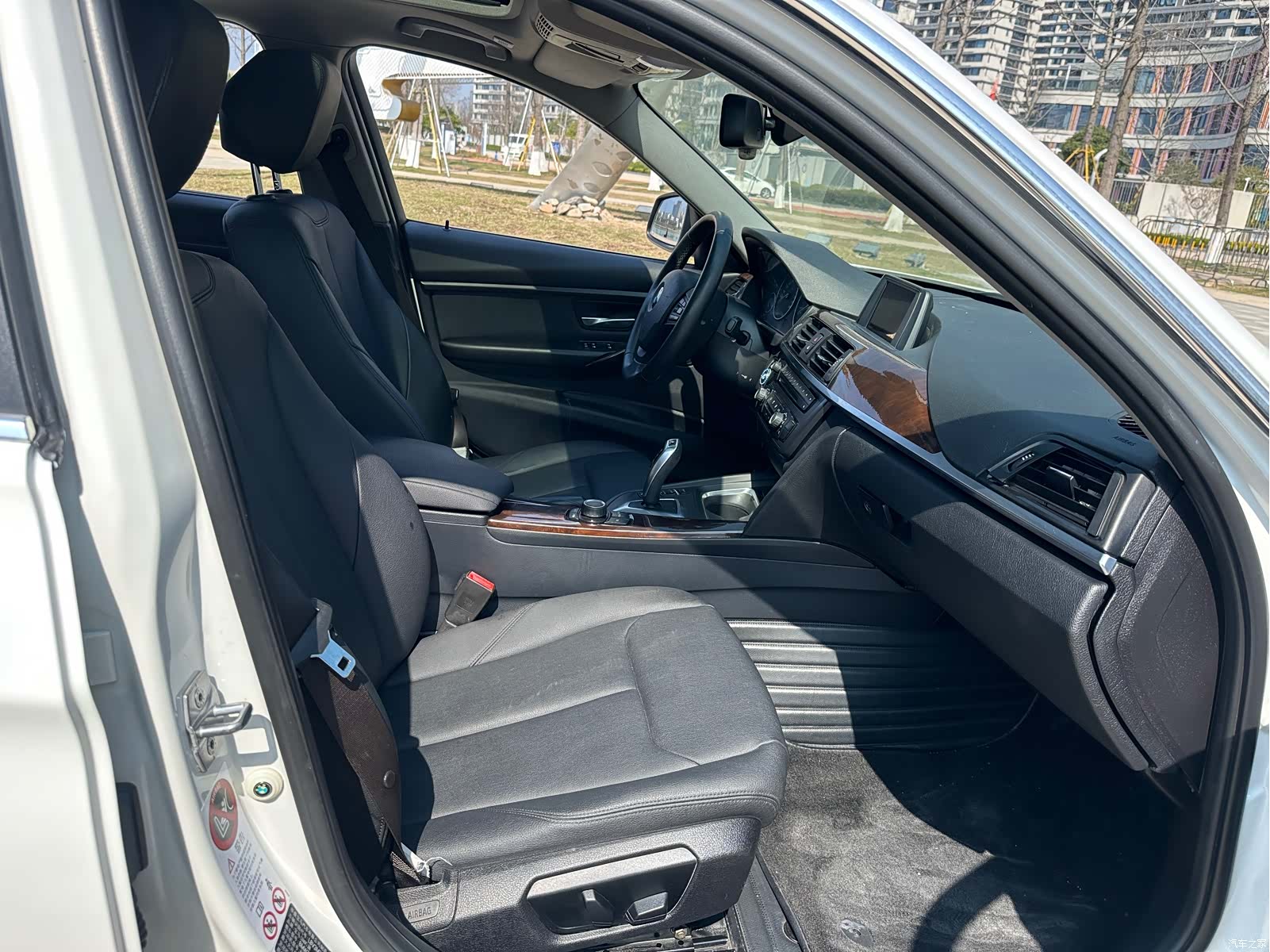BMW 3 Series, 2013 10
