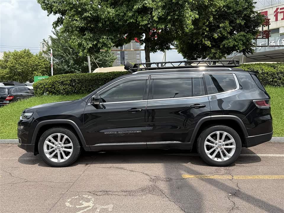 Jeep Grand Commander