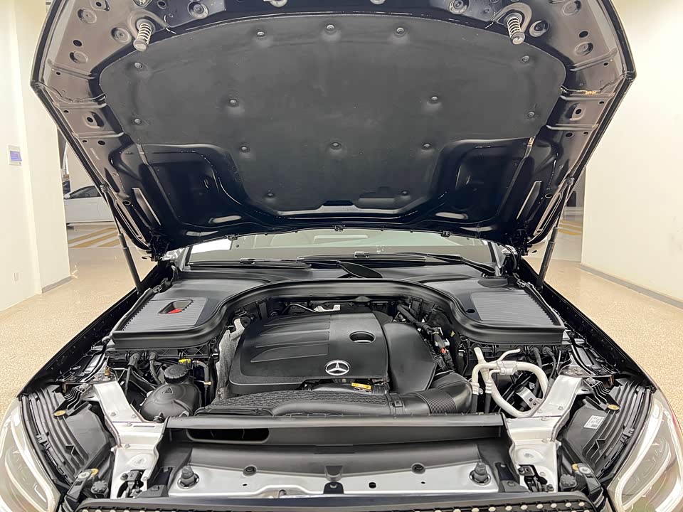 Mercedes-Benz GLC Mercedes-Benz GLC