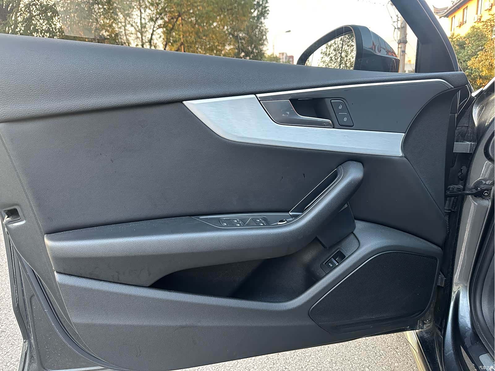 Audi A4L, 2020 9