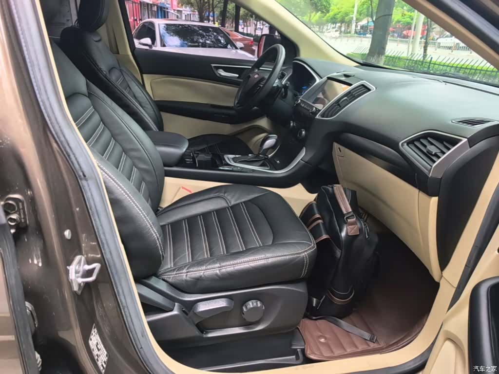 Ford Edge, 2017 25