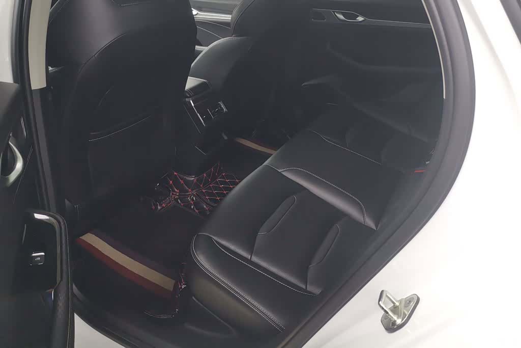 Geely Preface, 2021 11