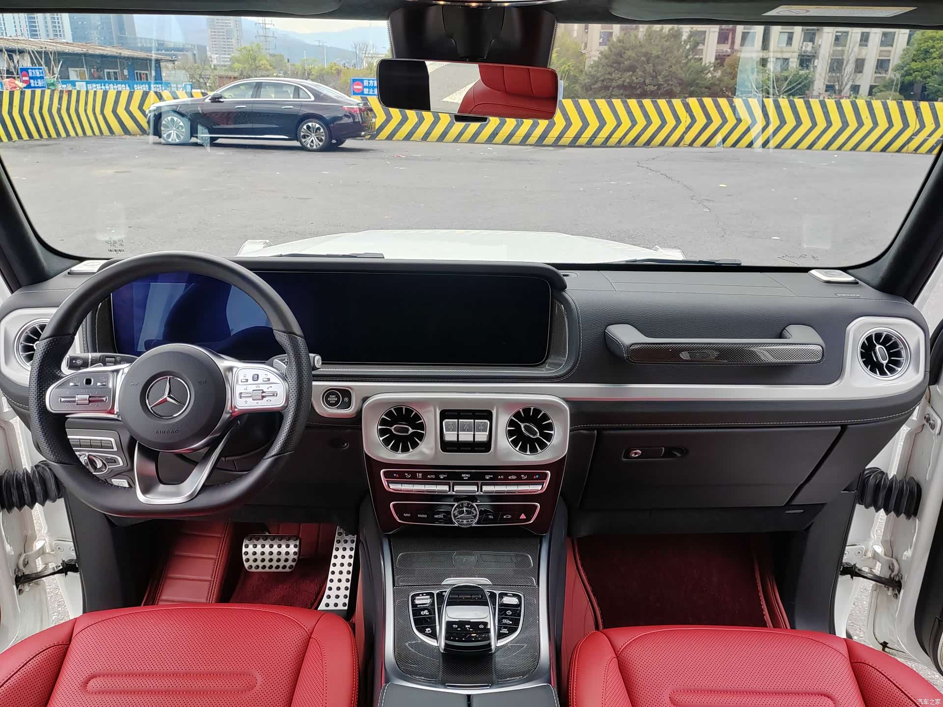 Mercedes-Benz G-Class, 2023 7
