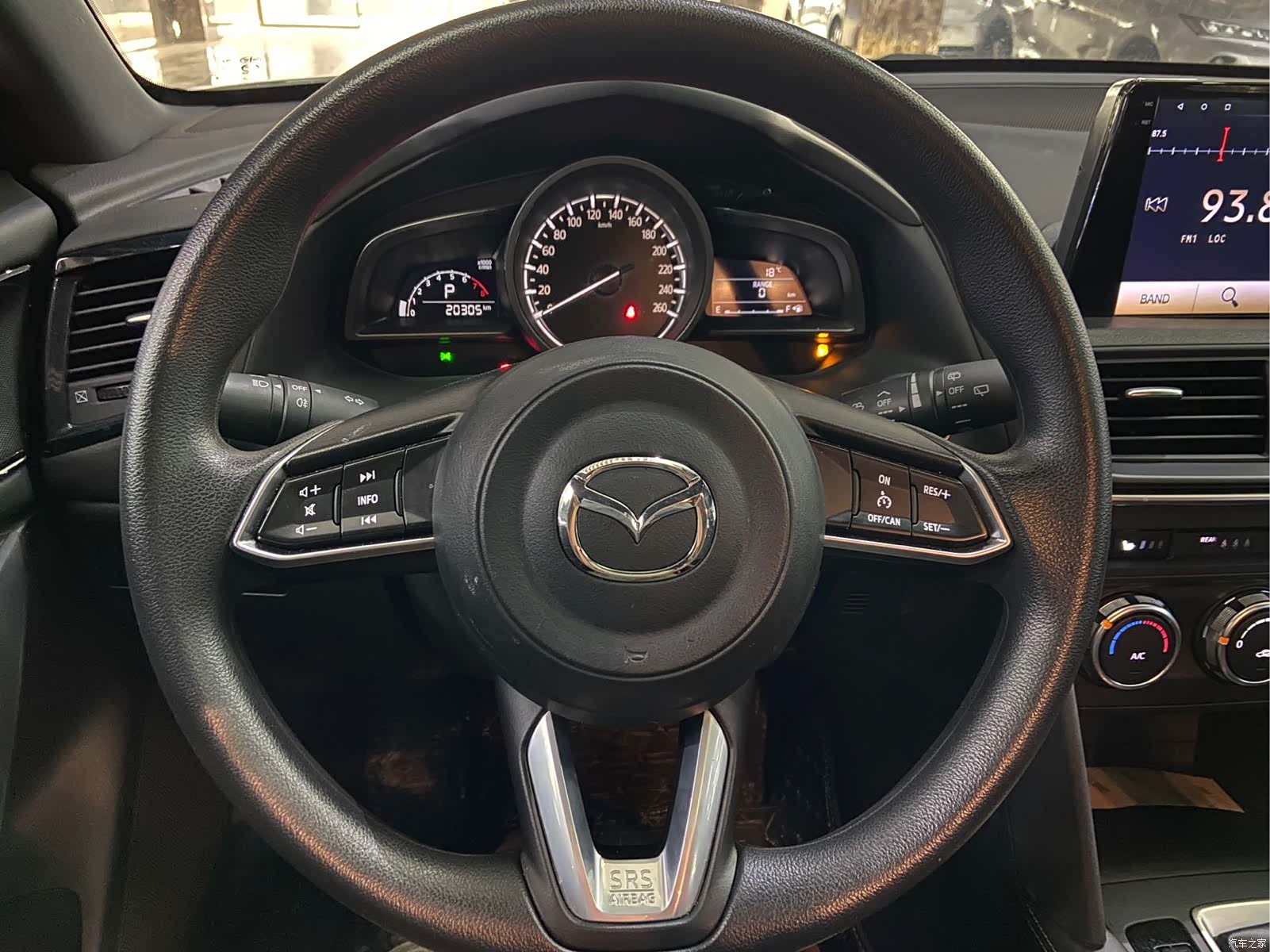 Mazda CX-4, 2023 20