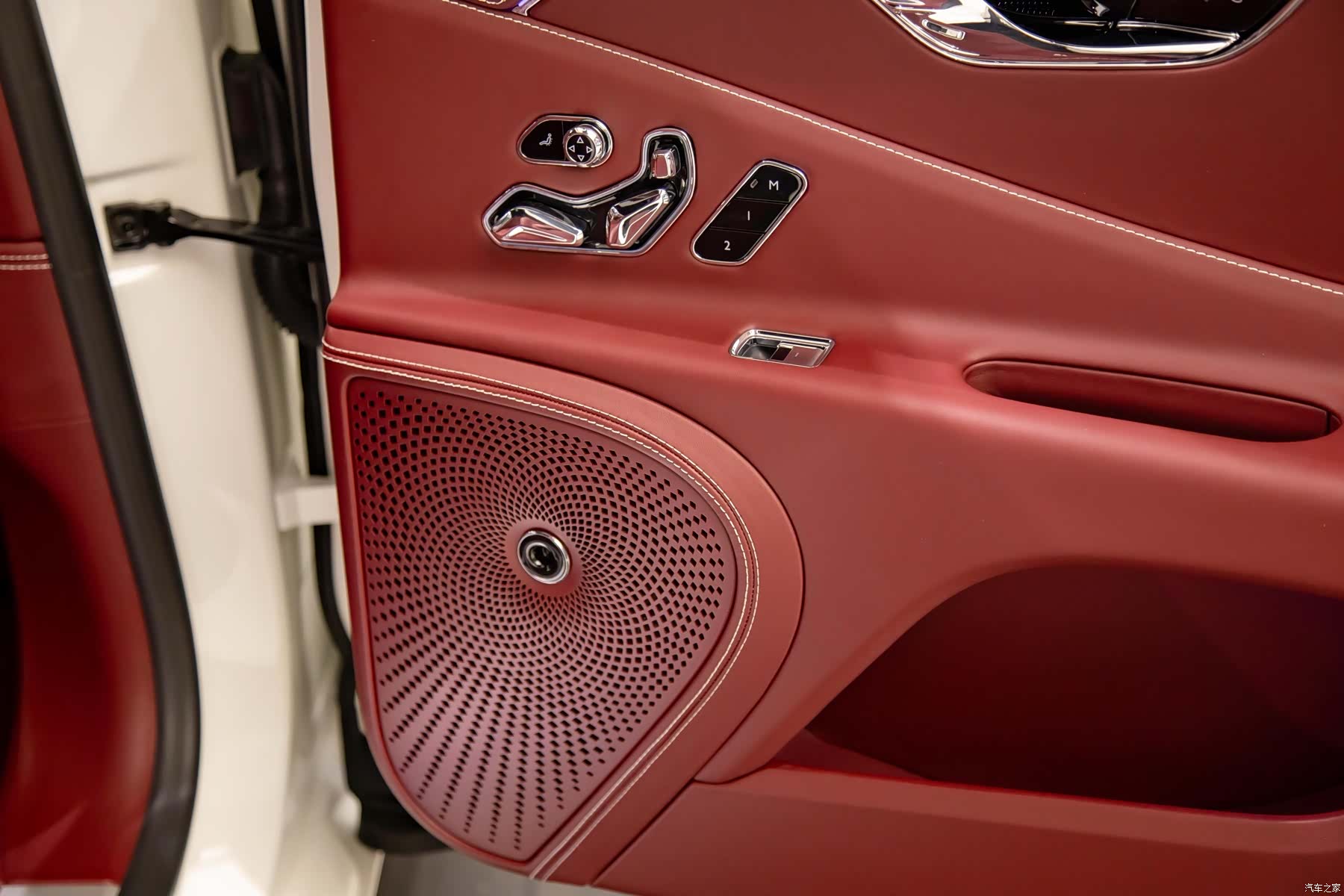 Bentley Flying Spur, 2021 7