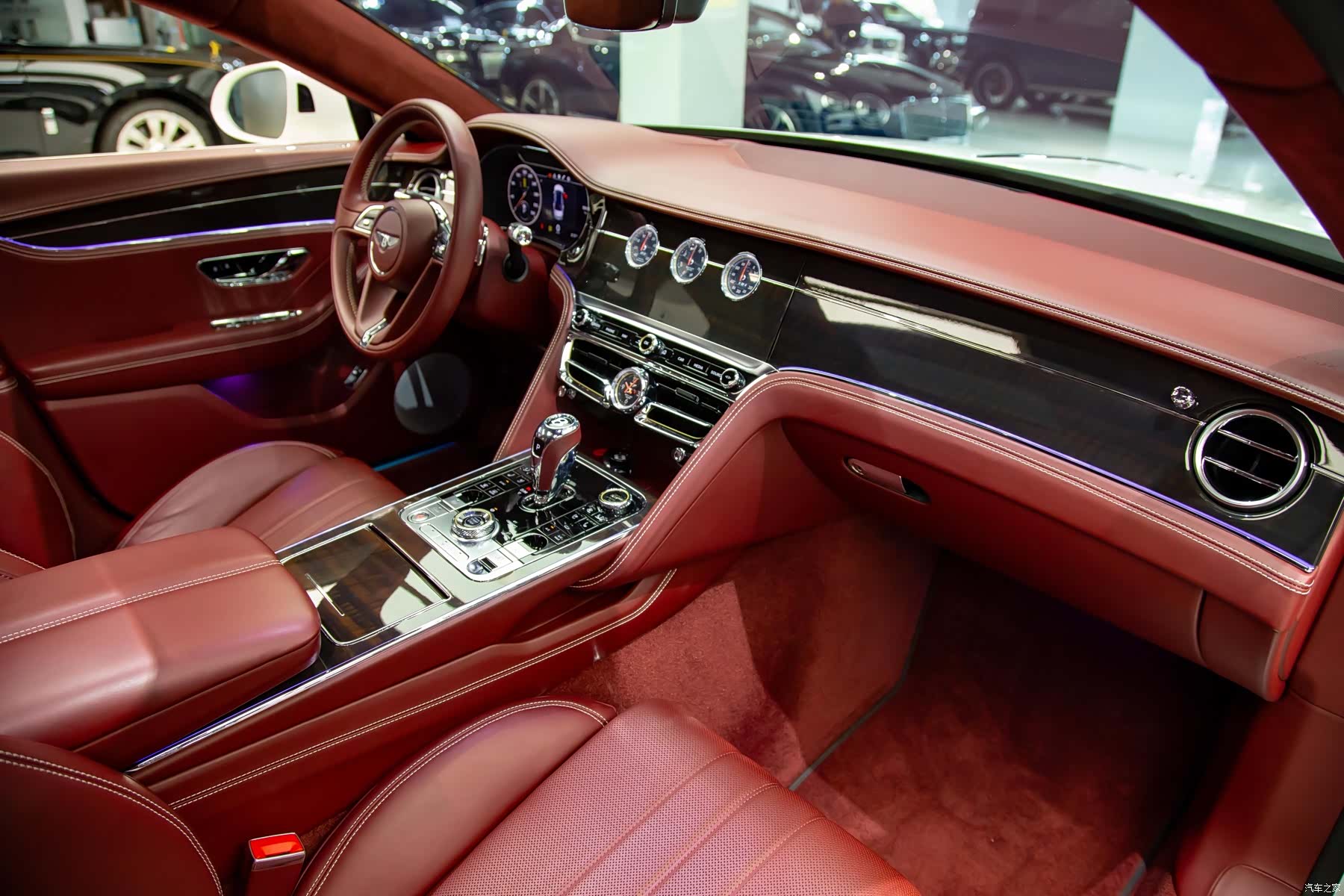 Bentley Flying Spur, 2021 все фото