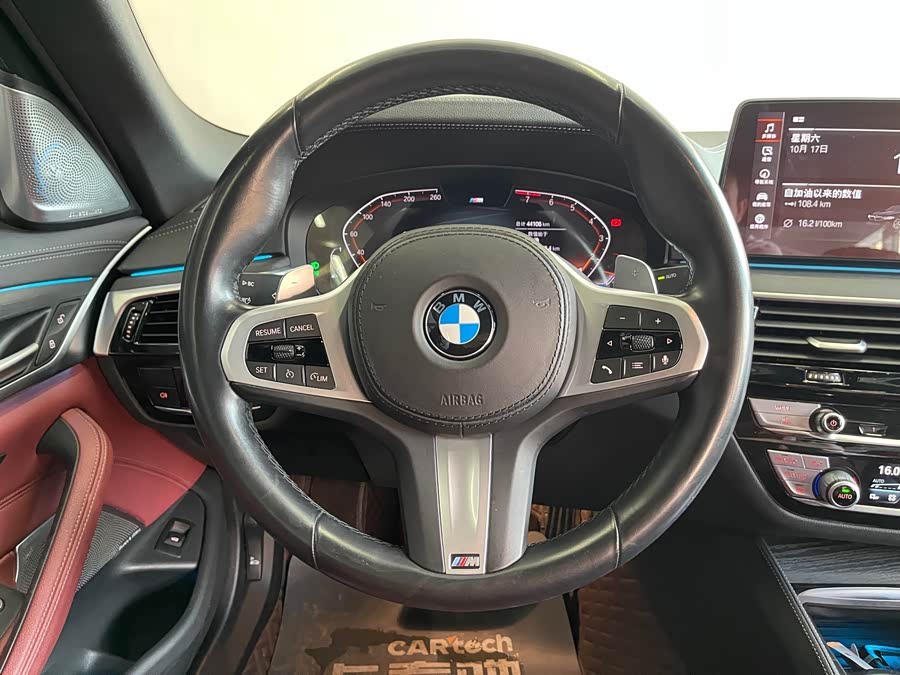 BMW 5 Series 2022, фото 36