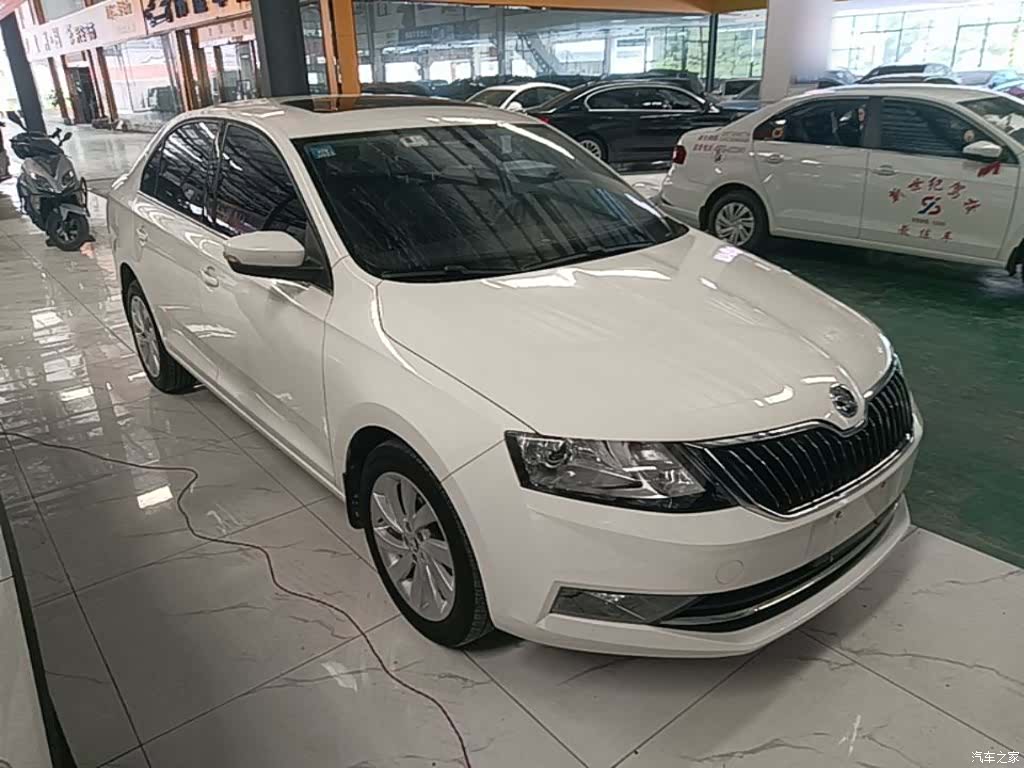 Skoda Rapid, 2020 4