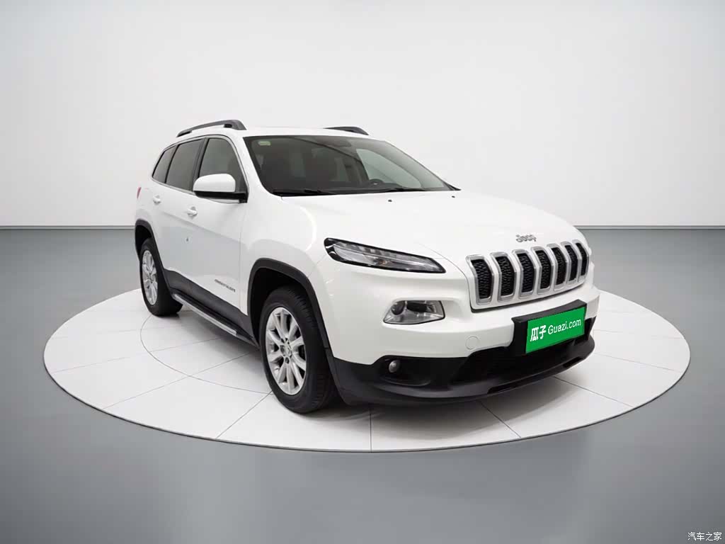 Jeep Cherokee, 2015 3