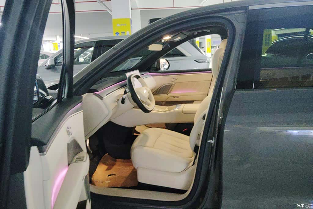 NIO L90, 2025 9