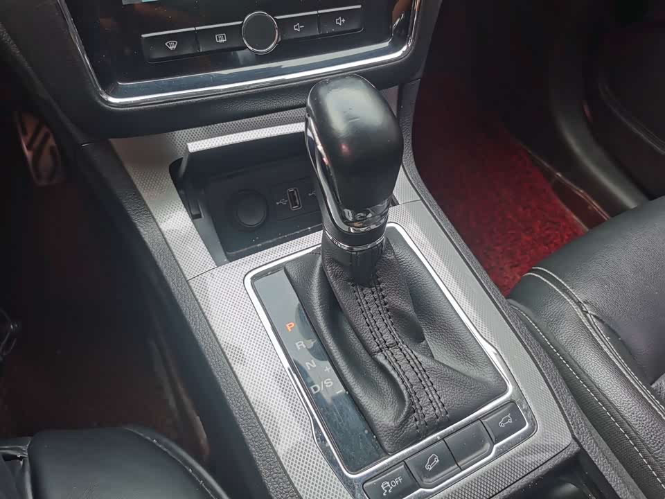 Roewe RX5 Roewe RX5