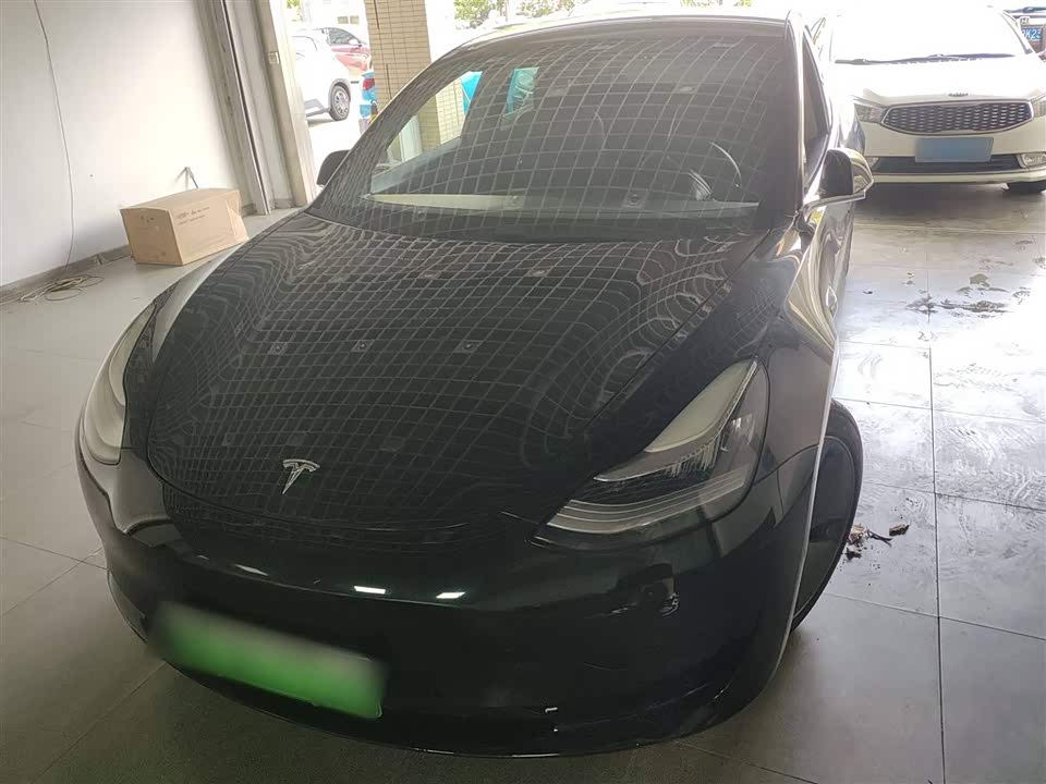 Tesla Model 3 Tesla Model 3