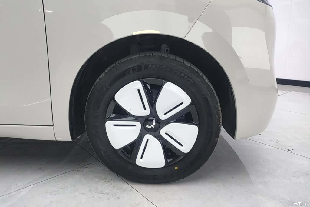 Wuling MINIEV, 2026 6