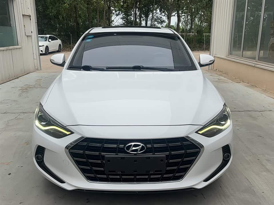 Hyundai Lead