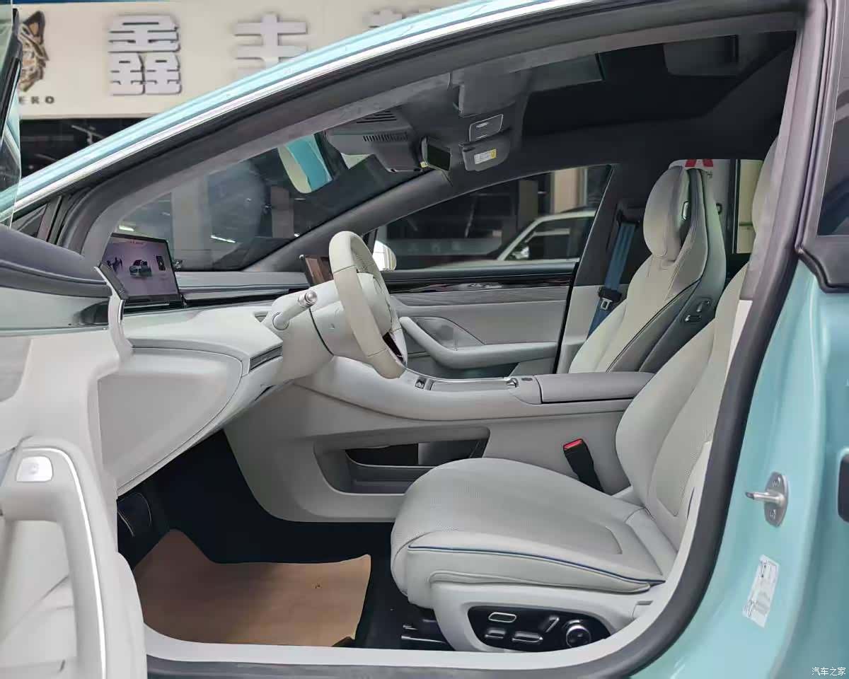 Luxeed S7, 2025 7
