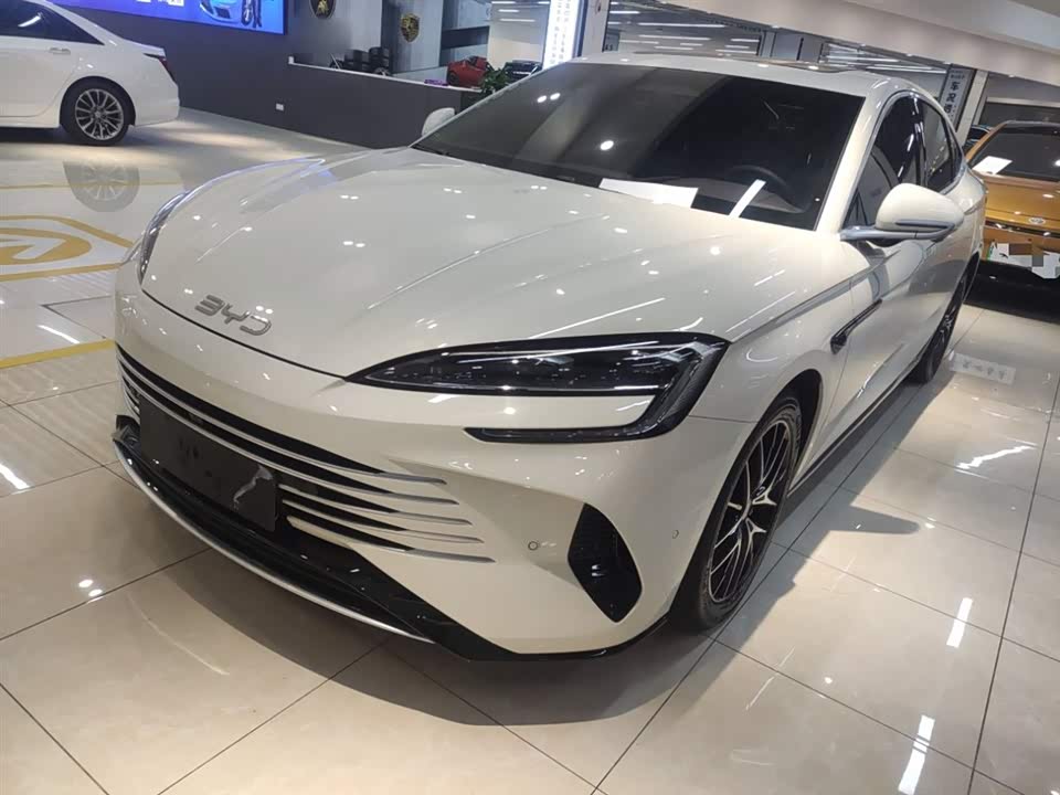 BYD Seal 07 DM-i