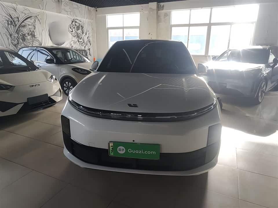 Li Auto Ideal L6