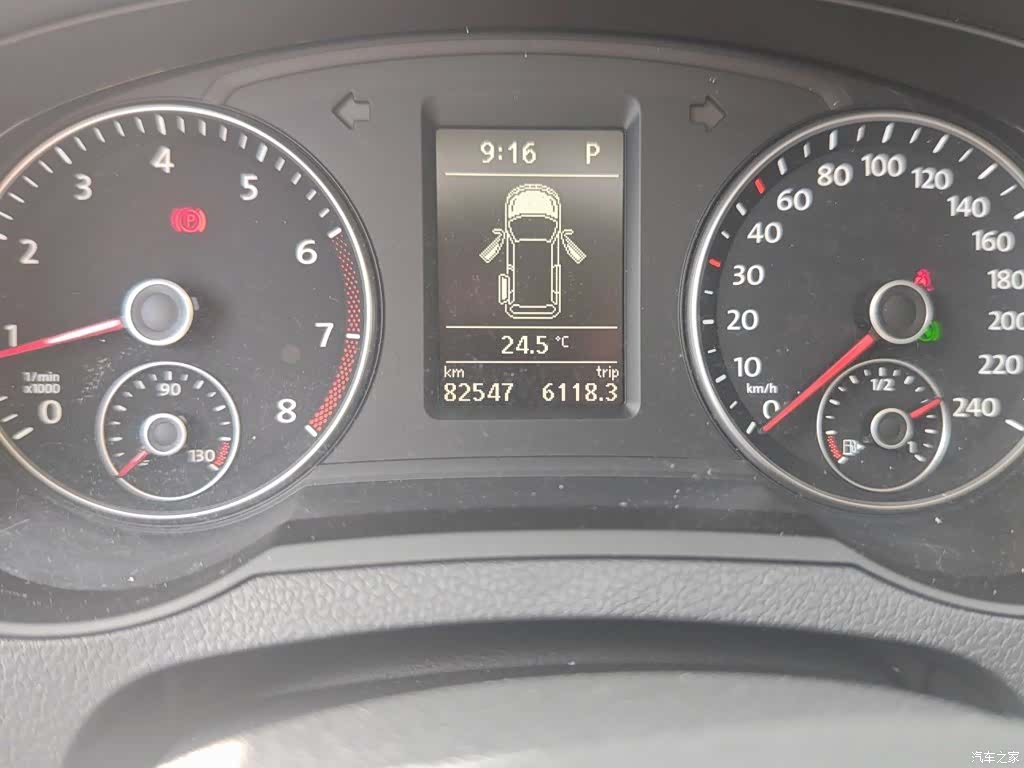 Volkswagen Xia, 2015 13