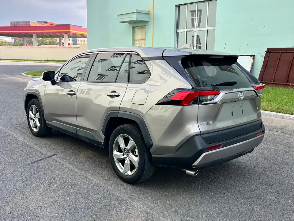 Toyota RAV4 Rongfang