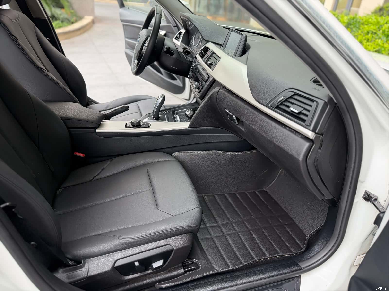 BMW 3 Series, 2015 6