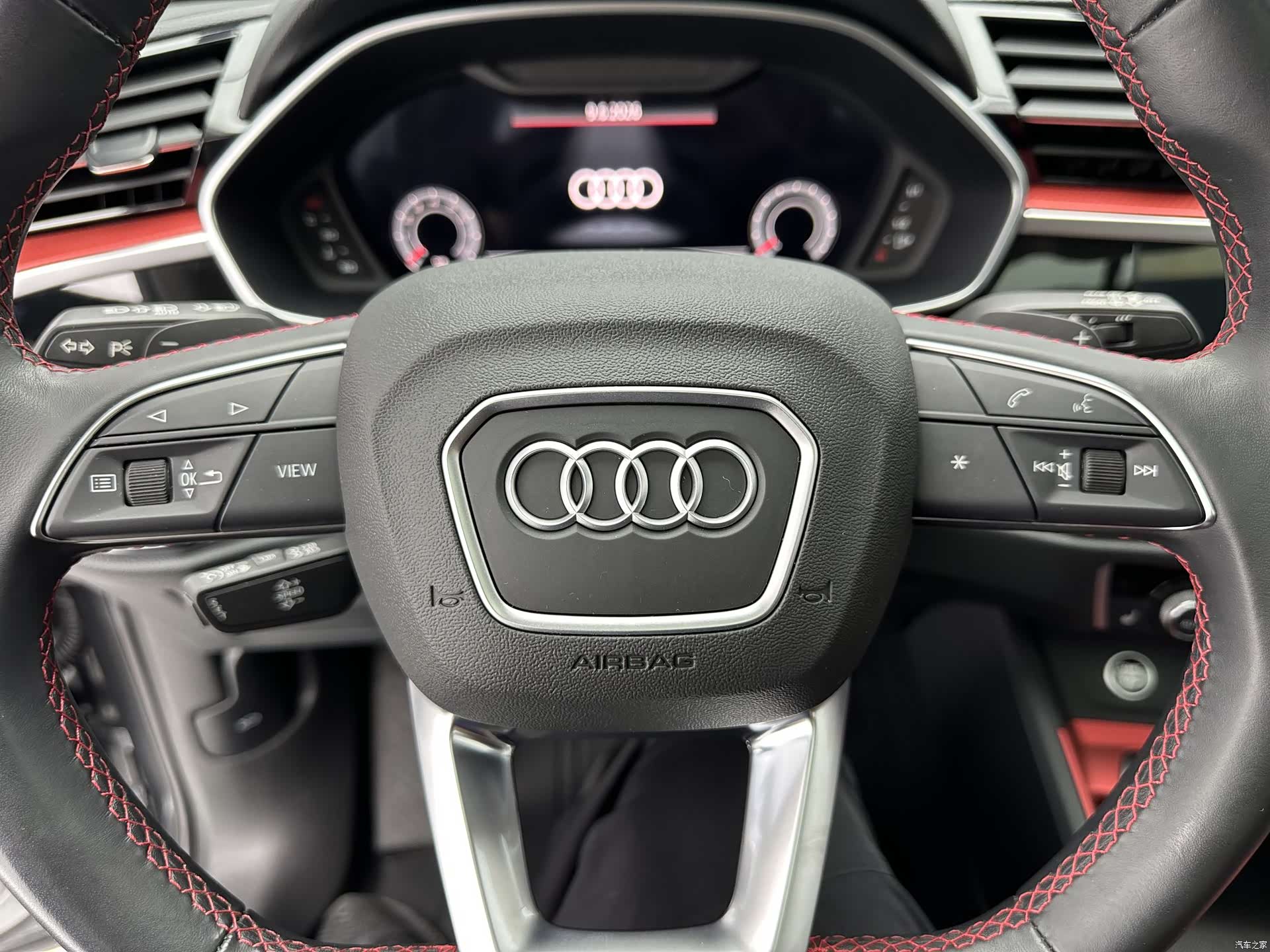 Audi Q3, 2023 14