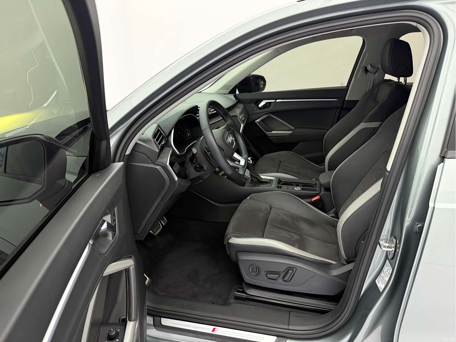 Audi Q3, 2022 20