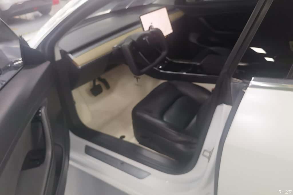 Tesla Model 3, 2020 9