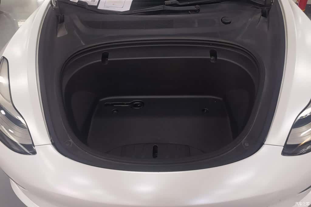 Tesla Model 3, 2020 10