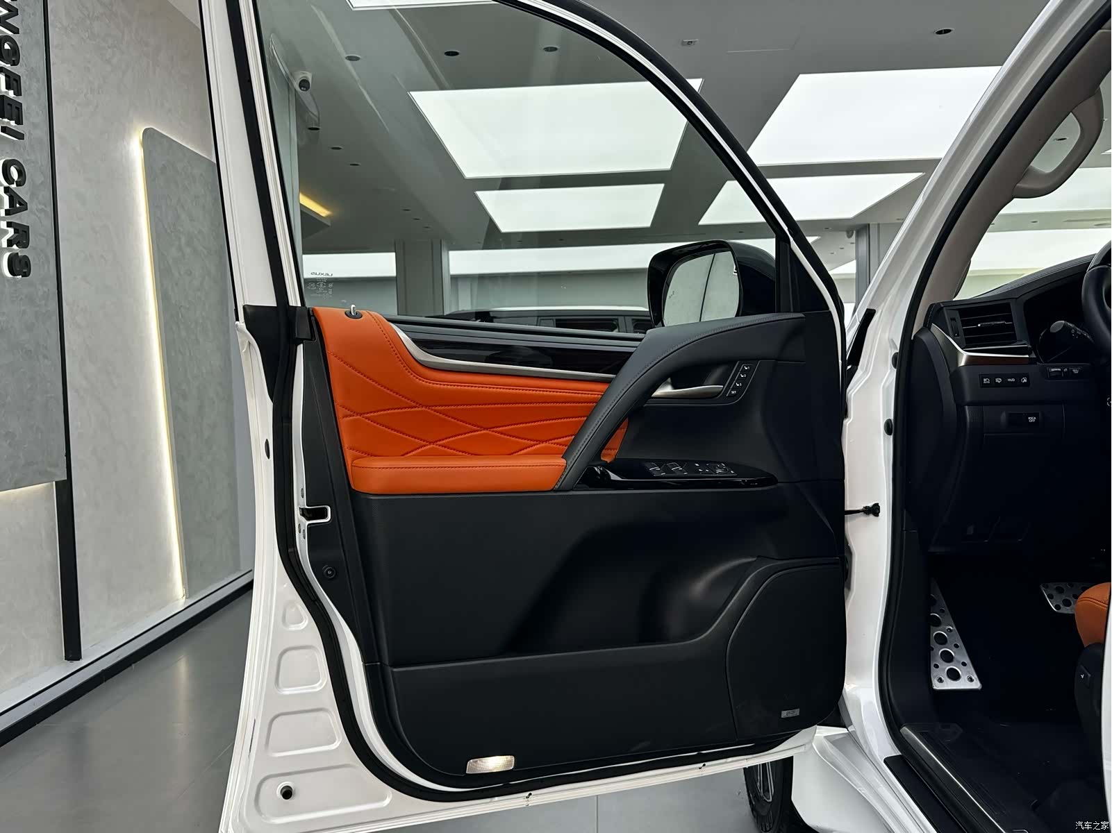 Lexus LX, 2020 18