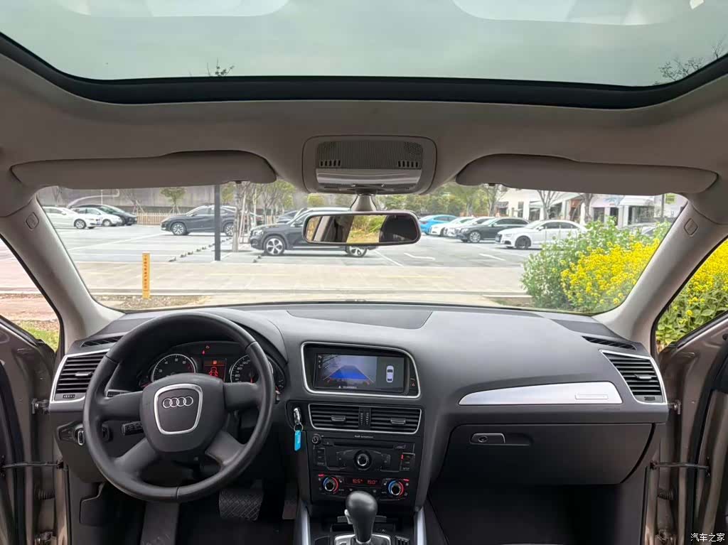 Audi Q5, 2011 4