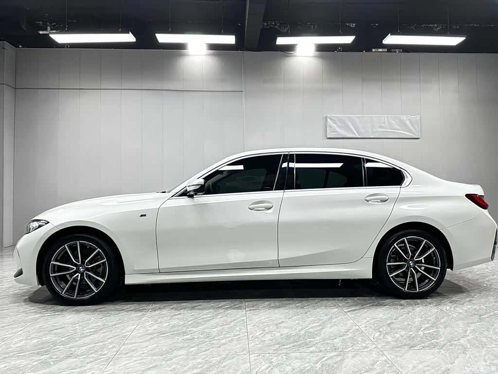 BMW 3 Series, 2023 9