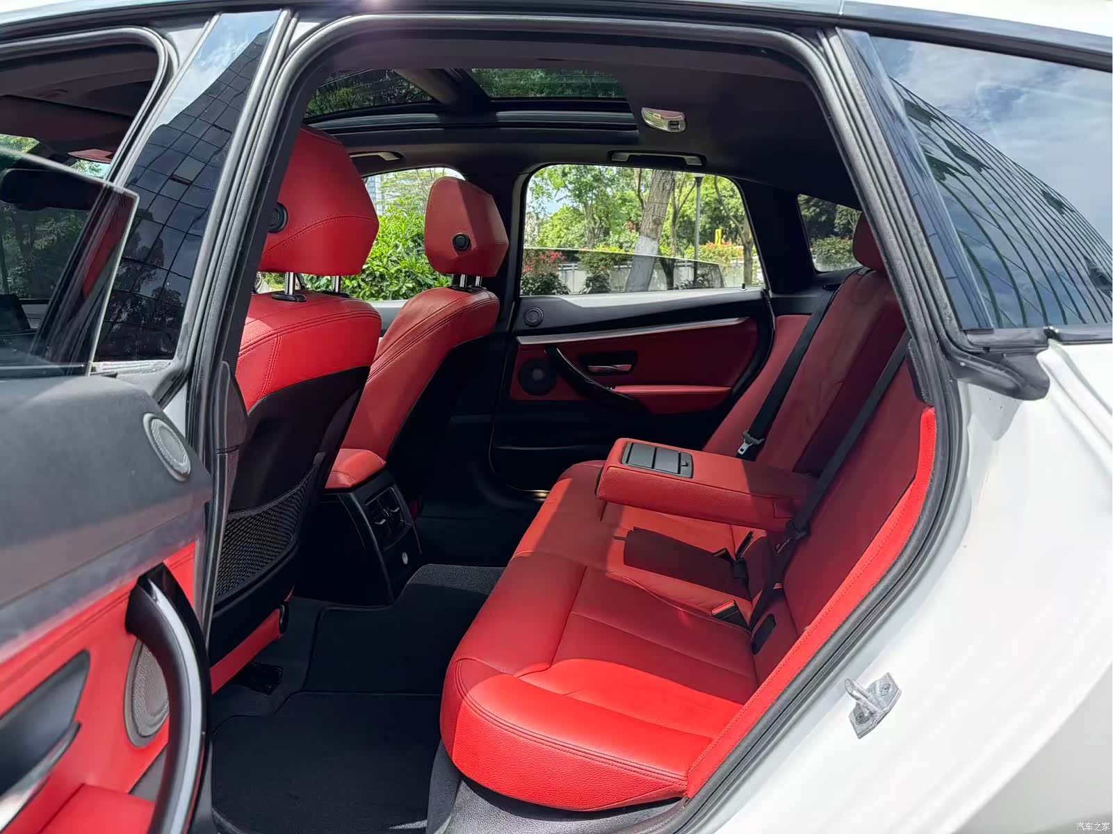 BMW 3 Series, 2021 9