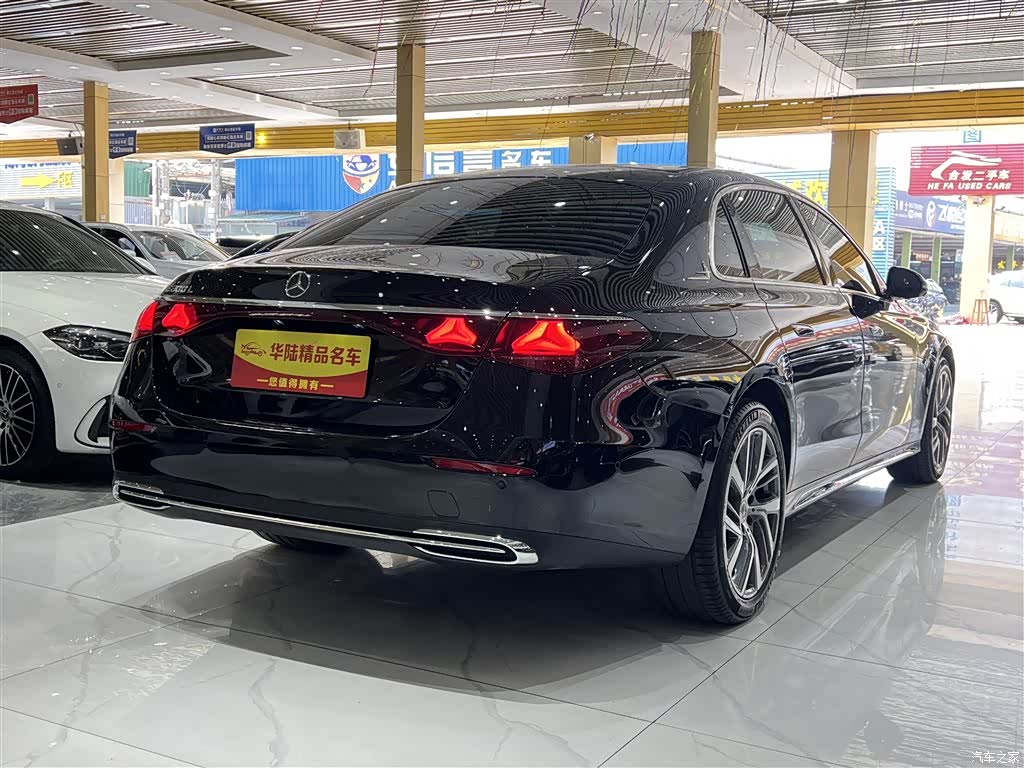 Mercedes-Benz E-Class, 2024 6