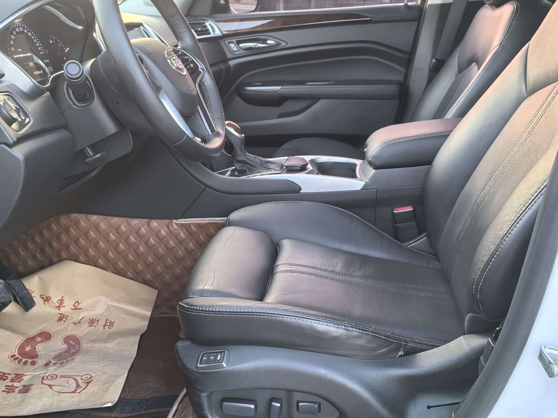 Cadillac SRX, 2016 6