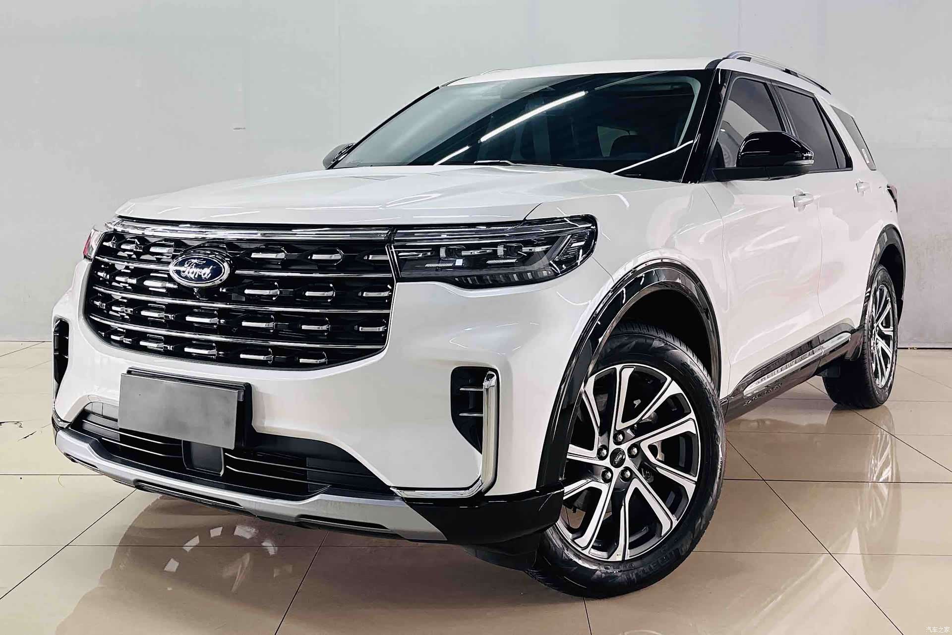 Ford Explorer, 2025 3