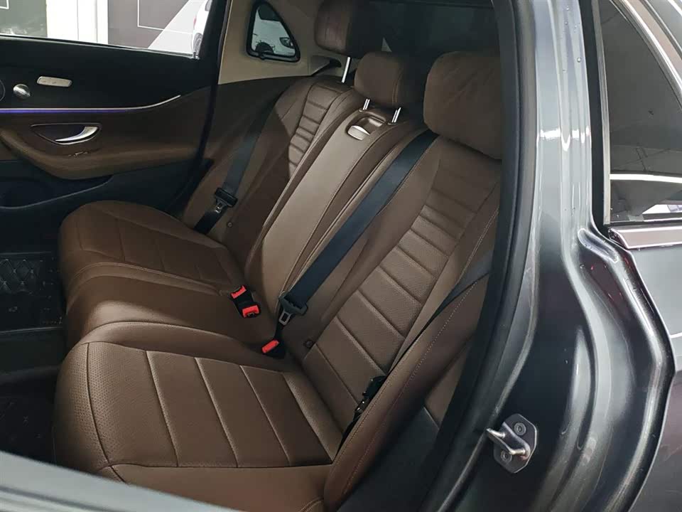 Mercedes-Benz E-class Mercedes-Benz E-class